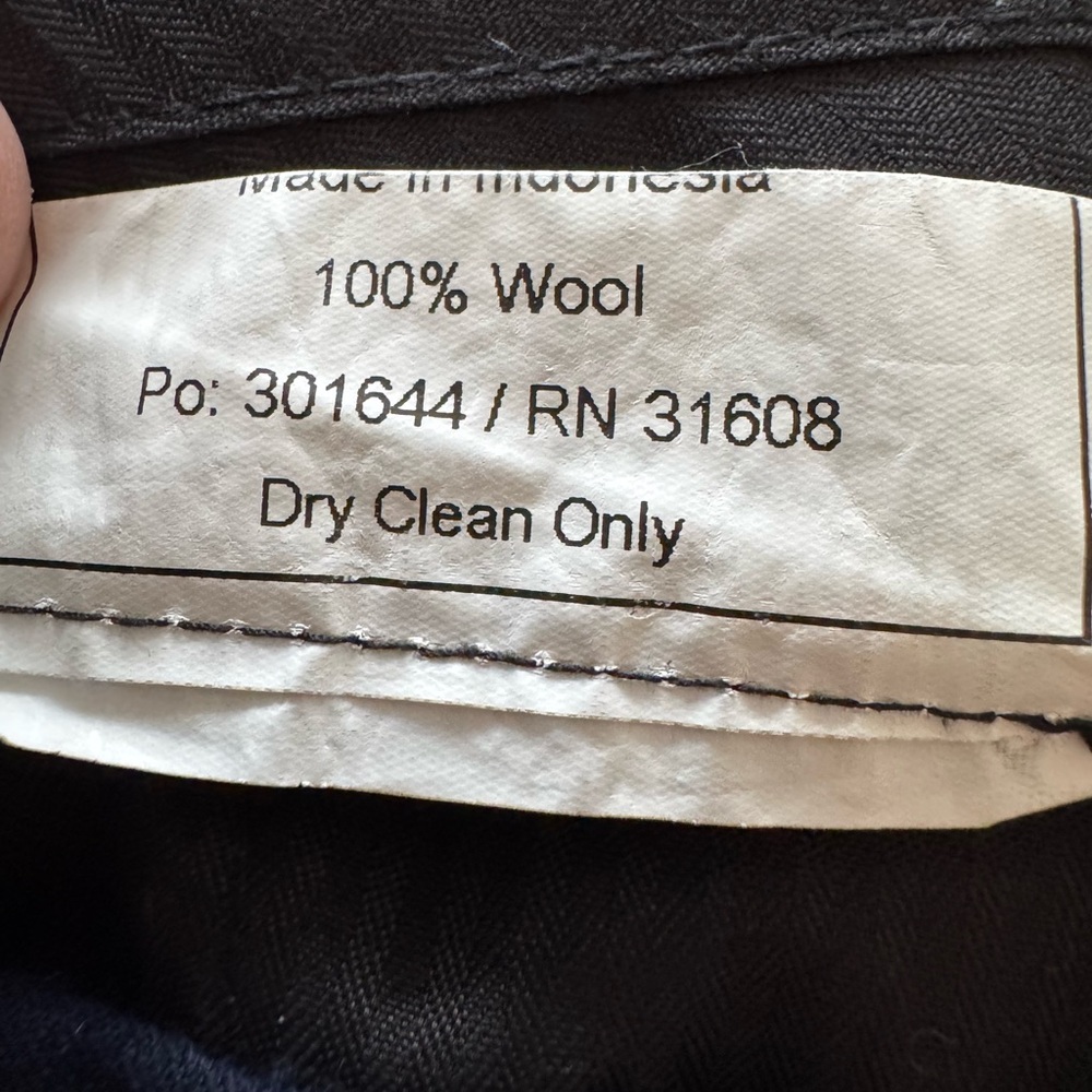 Zara Washed Gray Cargo Straight-Leg Jeans
BB2 - Picture 7 of 7